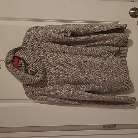 3/$27 Northern Reflections knit sweater - Picture 1 of 7